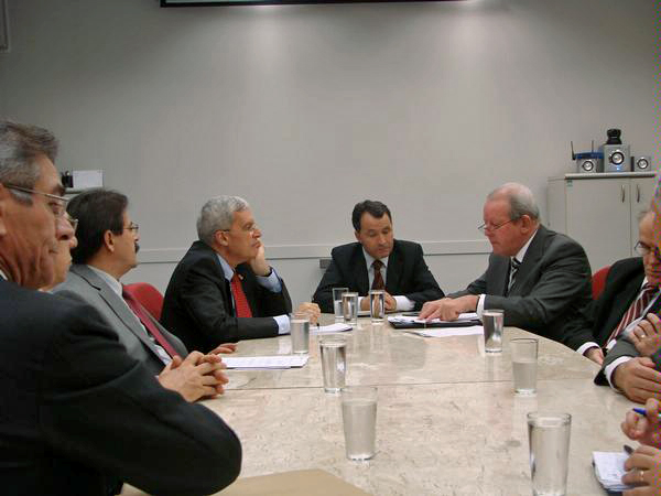  Fortalecimento do Comércio Varejista