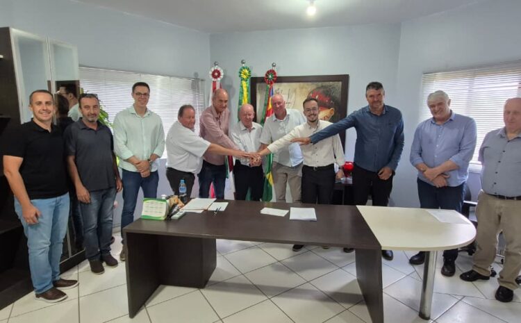  Deputado Marcos Vieira viabiliza ampliação do abastecimento de água em Maravilha e Tigrinhos