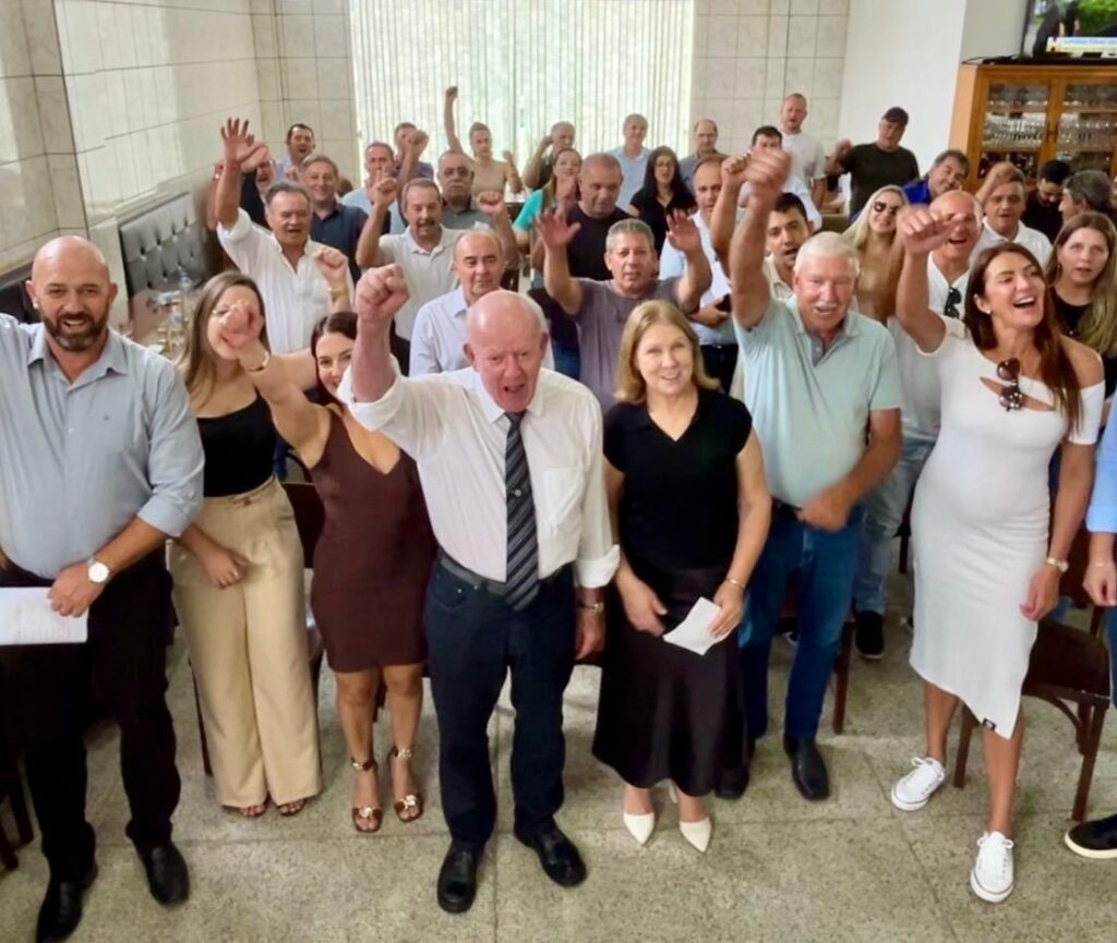 Marcos Vieira confirma pré-candidatura à reeleição em reunião com lideranças do PSDB em Curitibanos