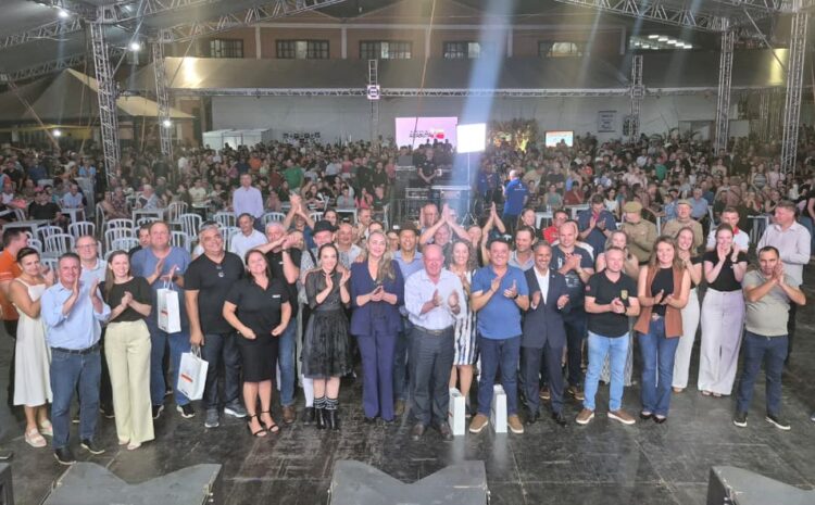  Deputado Marcos Vieira é cidadão arabutanense